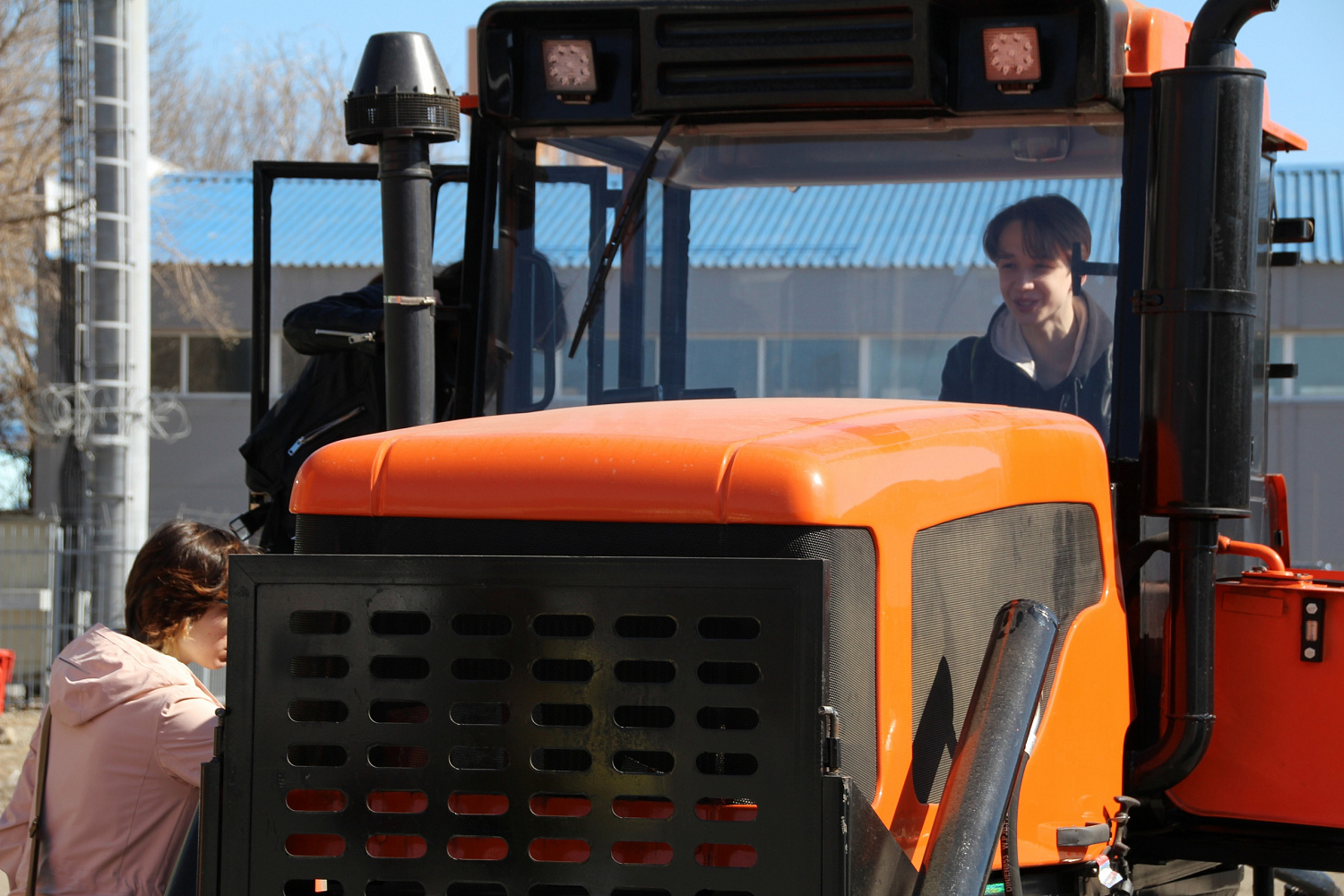 Учить безопасности на практике!